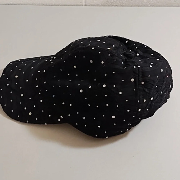 BLack Bedazzled Light Weight Baseball Cap Velcro Adjustment Strap - Picture 3 of 9